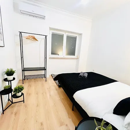 Guest house Center - Ideal For Tourists *